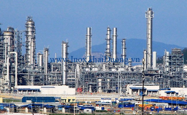 ống inox được sử dụng cho nhà máy lọc dầu
