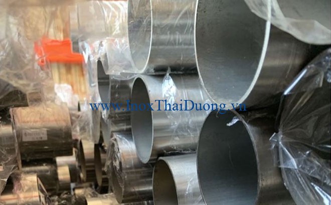 Bảng giá ống inox 304 phụ thuộc vào nhiều yếu tố