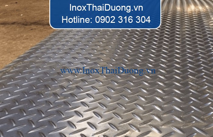 tấm inox 304 gân đúc tại Biên Hòa